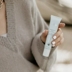 Hydra Drench Cream-100% PURE Flash Sale